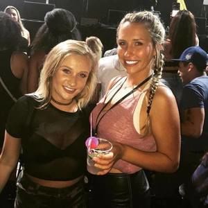 Meet your Posher, Avery